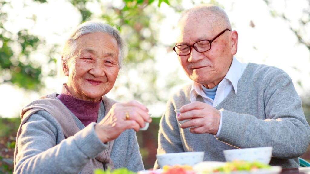 Suy dinh dưỡng ở người già và biện pháp phòng tránh bạn nên biết